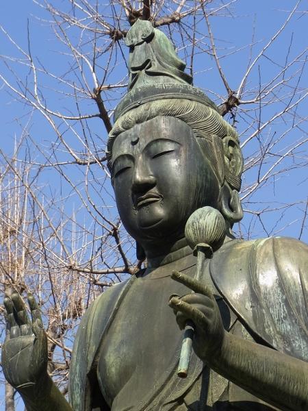 楽天市場】仏像 釈迦如来 座像 2.5寸 飛天光背 華鬘六角台（華鬘