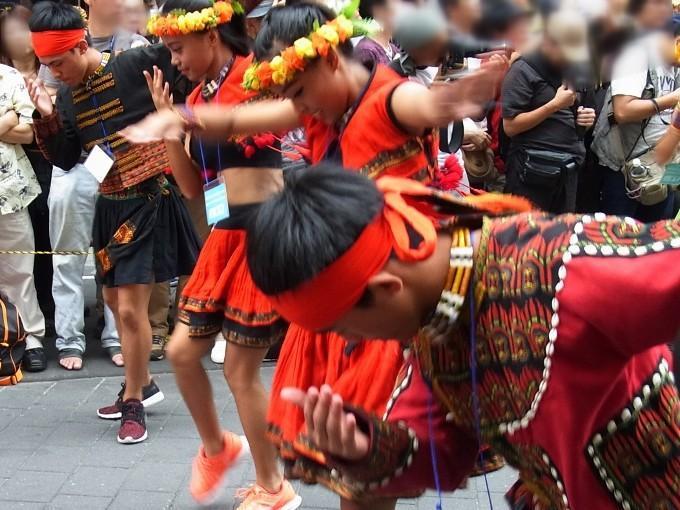 池袋ブラジルストリートカーニバル サンバと台湾伝統芸能、奇跡の融合！？瑪家國民中學～池袋ブラジルストリートカーニバル・その１: カンタータ日記・奥の院