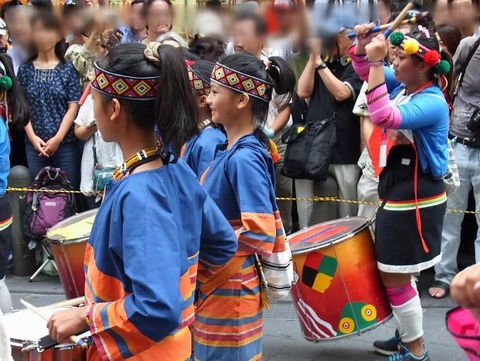池袋ブラジルストリートカーニバル サンバと台湾伝統芸能、奇跡の融合！？瑪家國民中學～池袋ブラジルストリートカーニバル・その１: カンタータ日記・奥の院